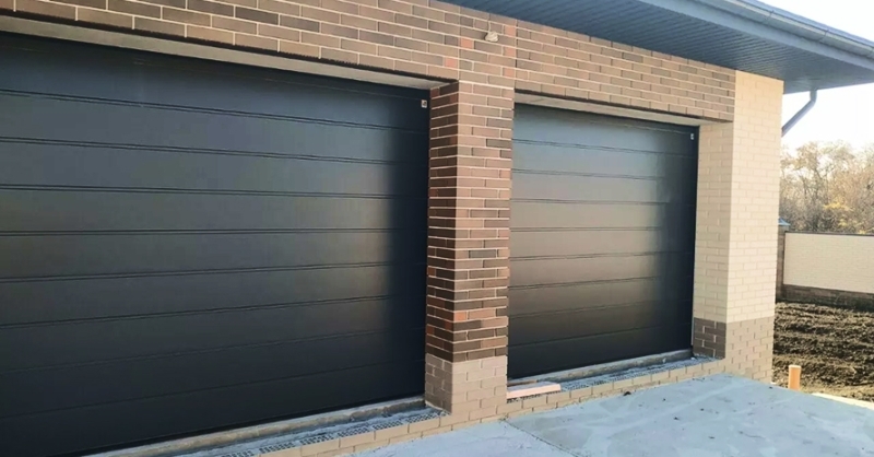 Секционные ворота ALUTECH