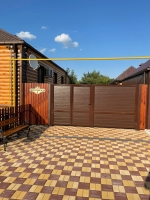 Въездные распашные ворота Prestige 4200x1900 с встроенной калиткой Марди Истра