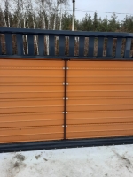 Откатные ворота Prestige с калиткой Prestige RAL 8017+Golden Oak Марди Истра