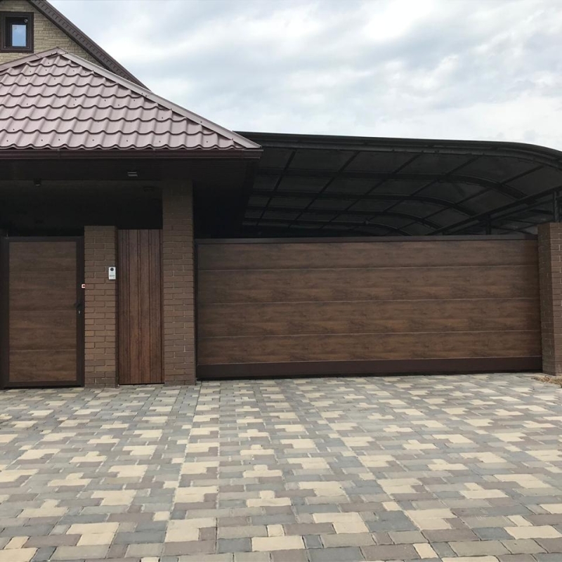 Откатные ворота и калитка Prestige с рамой RAL 8017 и заполнением Dark Oak Марди Старый Оскол