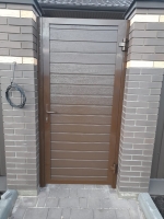 Въездные откатные ворота Prestige 4000х1980 и калитка Prestige Марди Истра