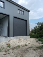 Секционные промышленные ворота 3 штуки S-гофр RAL 7016 серый антрацит Марди Апрелевка