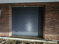 Секционные гаражные ворота Prestige 2610X2400, откатные ворота 4000X2030 и калитка 1005X2030 RAL7024 серый графитовый Марди Белгород