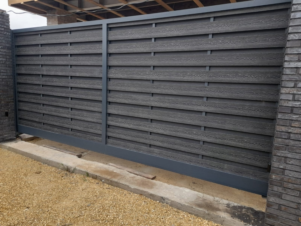 Въездные откатные ворота 3845х2095 RAL 7016 Серый антрацит Марди Белгород