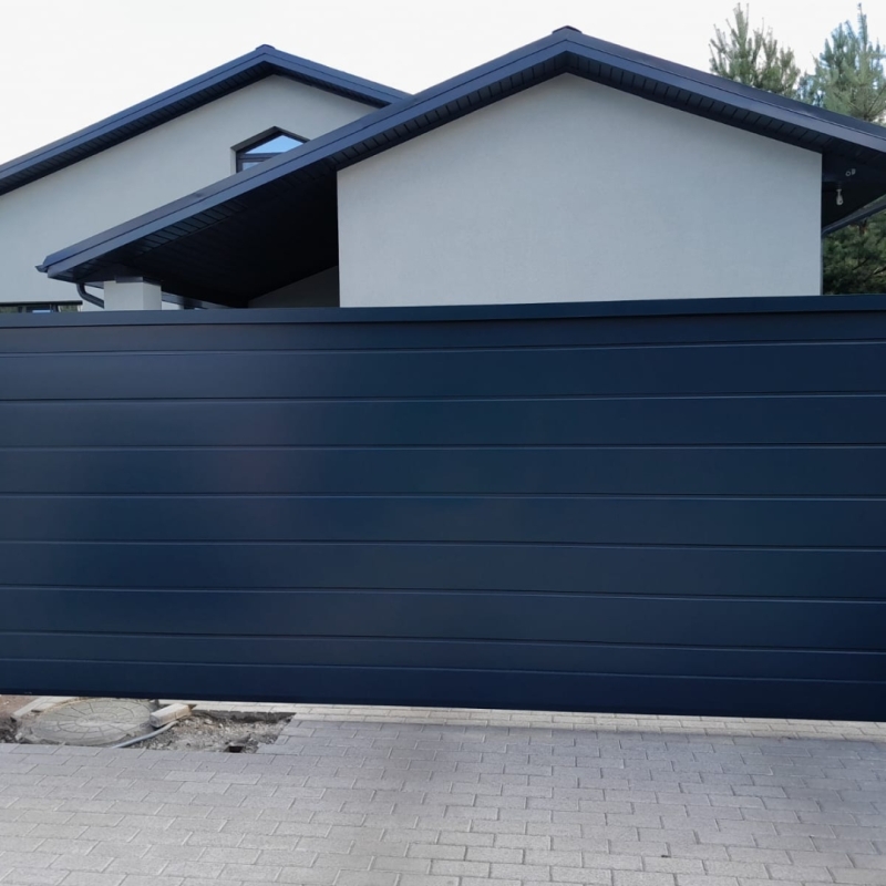 Въездные откатные ворота Prestige 4800х1905 и калитка Prestige 820х1905 RAL 7016 серый антрацит Марди Старый Оскол