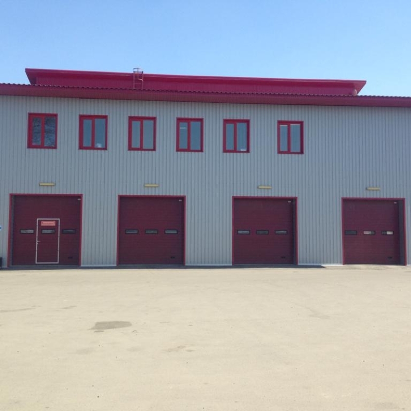 4 секционных гаражных ворот Prestige 2700х2700 RAL 3004 пурпурно-красный Марди Старый Оскол