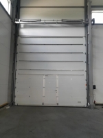 2 промышленных ворот ProTrend 5000x5000 с калиткой, RAL 9016 белый Марди Белгород