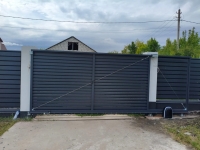 Откатные ворота 3750X2106 и калитка 1170X2106 цвет RAL7024 Серый графитовый заполнение жалюзи Марди Воронеж