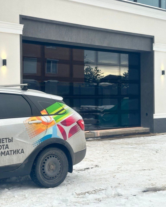 Панорамные ворота с минеральным остеклением Марди Старый Оскол